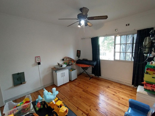 Imagen 18 de 30 de Excelente Triplex 5 Amb 127m2,3 Baños,cochera/patio Parrilla