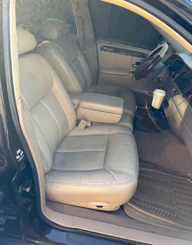 Lincoln Town Car Cartier Piel At