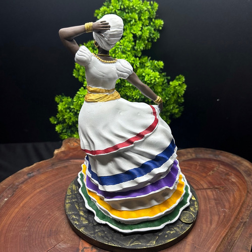 Imagen realista en color bahiano de 25 cm - Umbanda Candomblé Colored Color