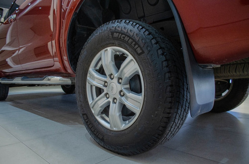 Imagen 18 de 23 de Ford Ranger 3.2 Cd Xlt Tdci 200cv Automática 4x2