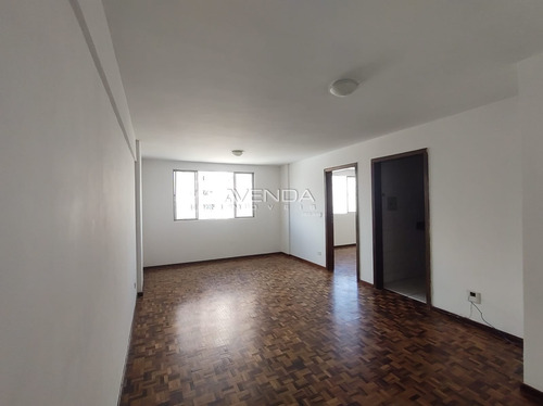 Imagem 3 de 8 de Apartamento Com 1 Dormitório À Venda Com 48.02m² Por R$ 200.000,00 No Bairro Centro - Curitiba / Pr - R1824