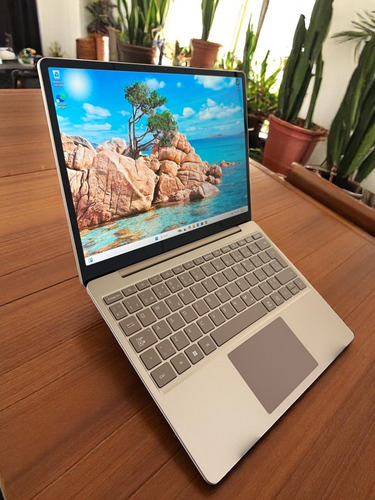 Laptop Microsoft Surface Go 3, Intel Core I5, 8gb, 256gb Ssd Dorado (Reacondicionado)