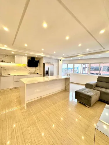 Penthouse Amoblado En Prebo