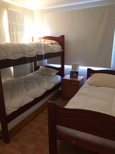 Gran Casa Amoblada, En Santa María Del Mar, Barrio Seguro