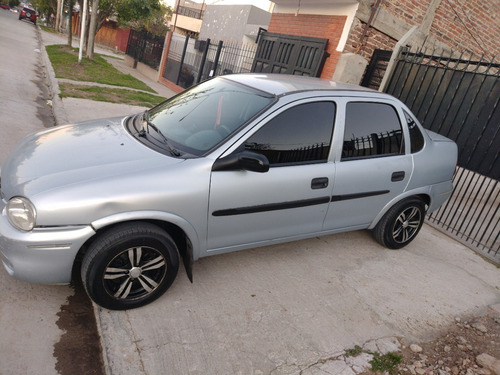 Imagen 1 de 8 de Chevrolet Corsa 1.6 2006