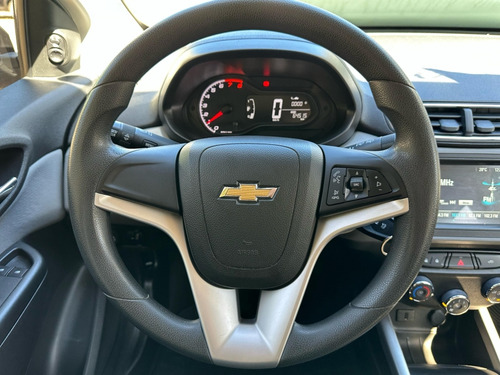 Chevrolet Onix 1.4 MPFI LT 8V FLEX 4P MANUAL