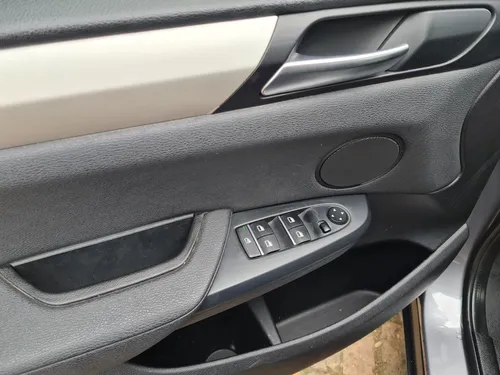 BMW X3 XDrive20i 2.0cc TP AA 4X2