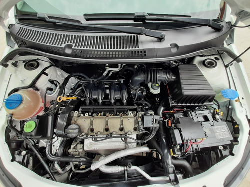 Imagen 14 de 15 de Volkswagen Saveiro 1.6 Starline Ac Mt