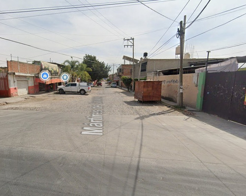 Sk01- Oportunidad- Casa En Remate Bancario En C. Martires De Cananea, Francisco Silva Romero, San Pedro Tlaquepaque, Jal. (solo Recursos Propios)