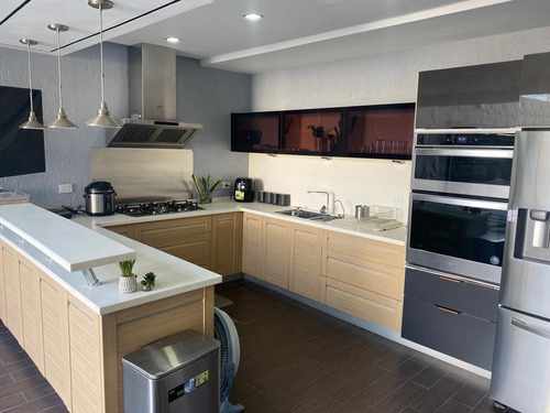 Imagen 7 de 30 de En Venta Lujosa Casa Amoblada En Urbanización Guataparo, Valencia