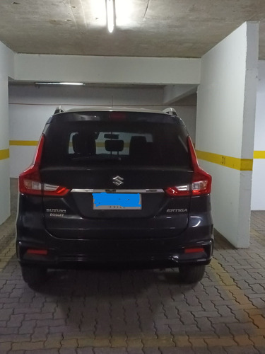 Suzuki Ertiga Glx At