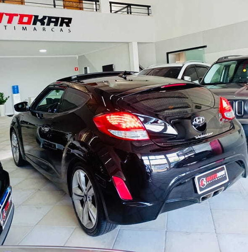 Imagem 14 de 15 de Hyundai Veloster 2013