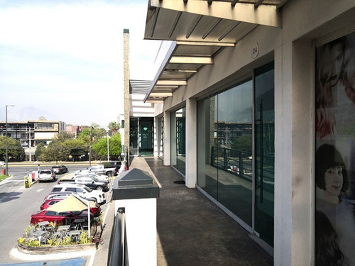 Imagen 7 de 8 de Local Comercial En Renta En Del Valle, San Pedro Garza Garcí