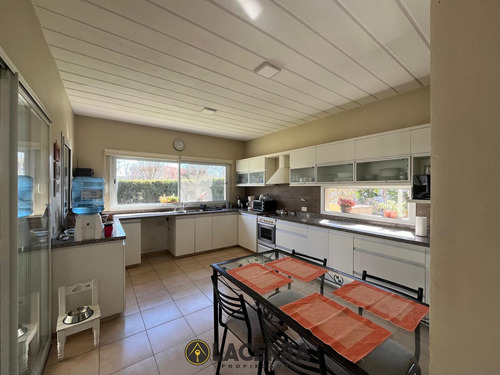 Casa En Venta En El Barrio Lagos Del Norte Don Torcuato (tigre)nuevo Valor!!!