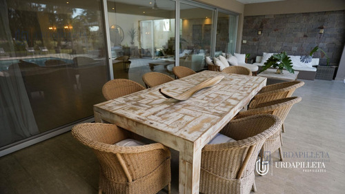 Casa En Venta En Pilara Sobre Lote Interno - La Berlina - Urdapilleta Propiedades