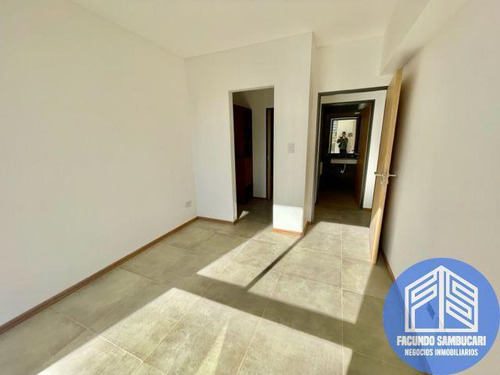 Dpto 2 Amb C/ Balcón Al Fte, Piso 8, Muy Luminoso, Suite Solares, En Venta Caballito