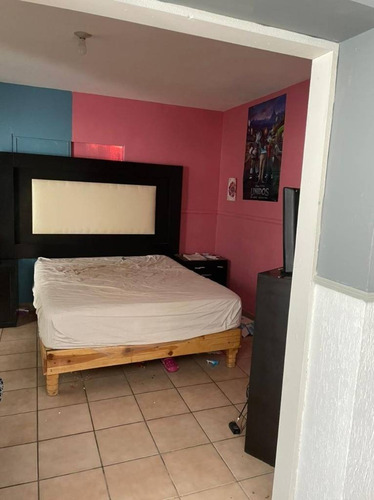 Imagen 5 de 22 de En Venta Casa Muy Amplia Con Departamento Anexo