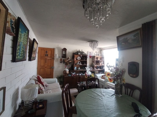 Venta Depto Tercer Piso 2d/1b/1e, Villa Alemana.