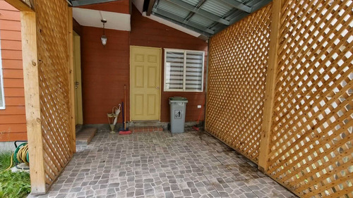 Casa En Arriendo En Socovesa Con 3 Dorm. (98548)