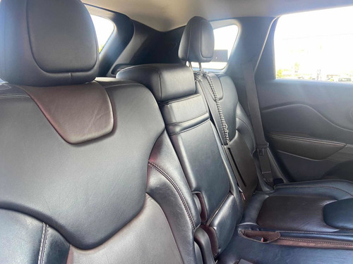 Imagen 14 de 15 de Jeep Cherokee 2015 2.4 Latitude Mt