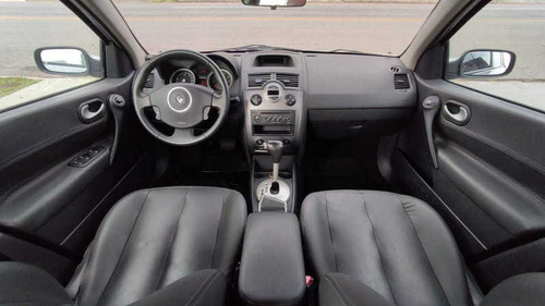 Imagem 15 de 15 de Renault Megane Sedan Dynamique 2.0 16v 4p 2011
