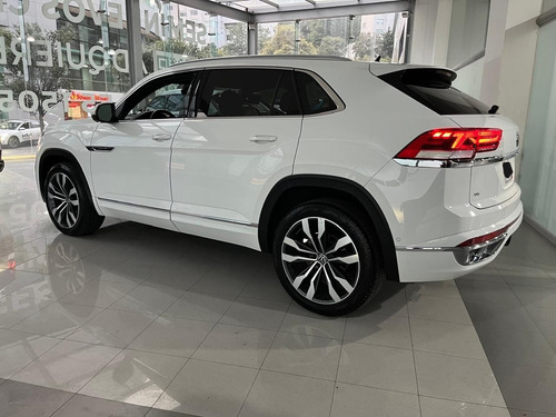 Volkswagen Cross Sport 3.6 Fsi V6 R-Line Auto 4Wd
