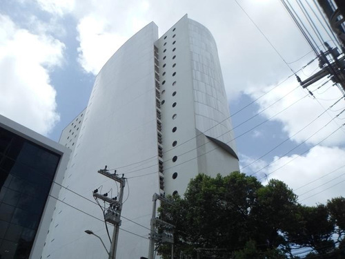 Imagem 4 de 5 de Garagem Para Alugar Na Cidade De Fortaleza-ce - L13253