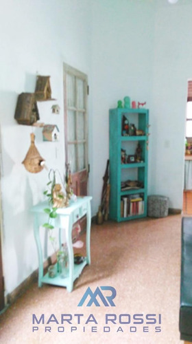 Casa 6 Amb. En Venta Merlo