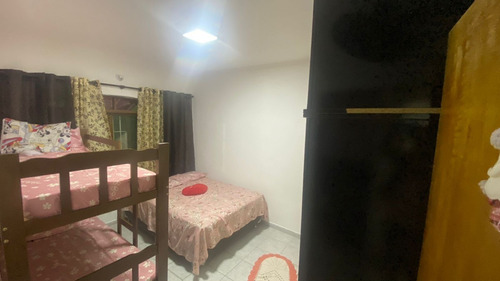 Imagem 11 de 27 de Locação Finais , Casa Com Piscina Ler O Anúncio