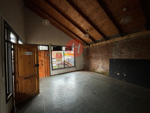 Local Comercial En Arriendo En Pucón