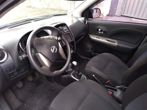 Nissan March Sl 1.6 Flexstar 2017