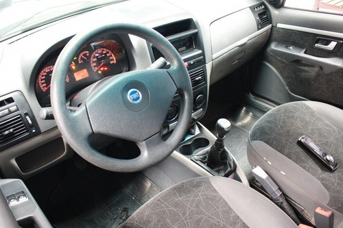 Imagem 11 de 13 de Fiat Palio 1.8 Mpi Hlx Weekend 8v Flex 4p Manual