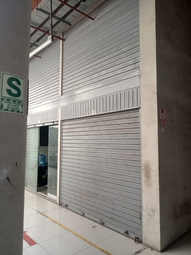 Alquilo Stand Local Primer Piso En Cc El Reloj Frente A Las Malvinas. 9 M². S/.350