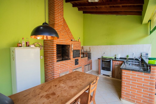 Imagem 8 de 10 de Casa Com 4 Dormitórios À Venda, 196 M² Por R$ 630.000,00 - Aeroporto - Londrina/pr - Ca0456