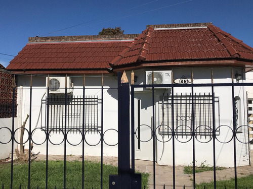Imagen 2 de 17 de Venta. Propiedad Con Dos Ph De 2 Ambientes - San Miguel