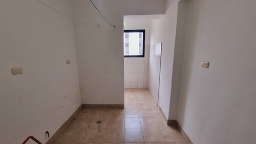 Imagen 7 de 14 de 150927 Lerry Paez 0414-9408606 Venta Apartamento Res Samara Ii Las Chimeneas Valencia Solo Clientes
