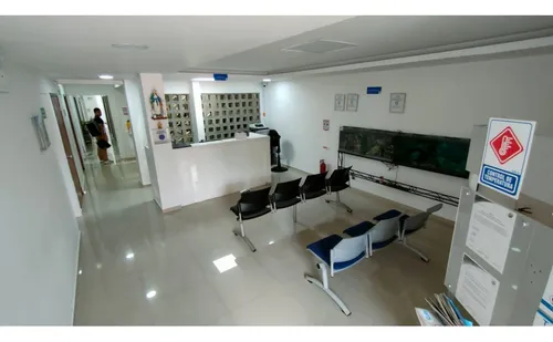 Venta Oficina De 490mtrs2 En Colseguros, Sur De Cali 7896.
