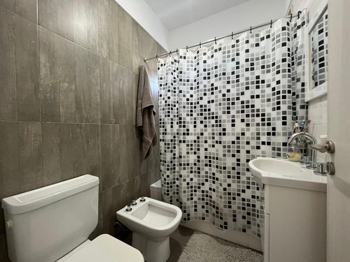 Imagen 9 de 16 de Venta De Departamento 2 Ambientes Con Cochera En Quilmes (29814)