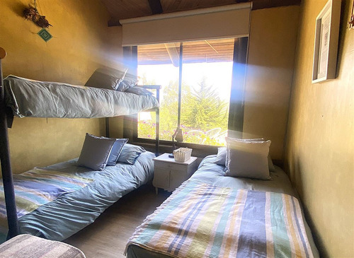 Casa En Venta De 5 Dorm. En Zapallar