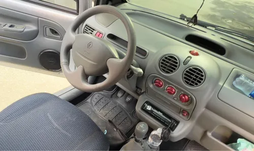 Renault Tiwngo 2012
