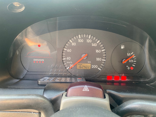 Volkswagen Pointer 1.6 City Plus Mt