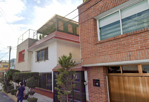 Casa En Venta En Froylán C. Manjarrez 82, Constitución De 1917, Iztapalapa, 09260 Ciudad De México Ajrj