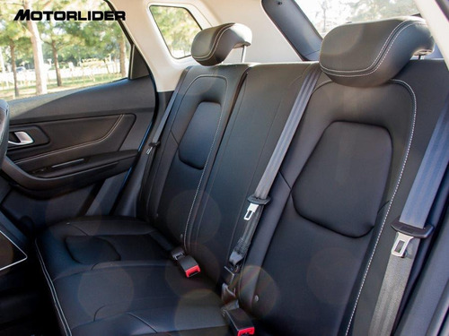 Faw X40 Comfort M/t 1.6 0km - Permuta / Financia