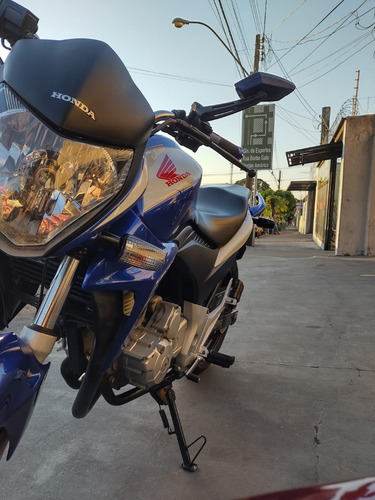 Imagem 1 de 8 de Honda Cb 300 R