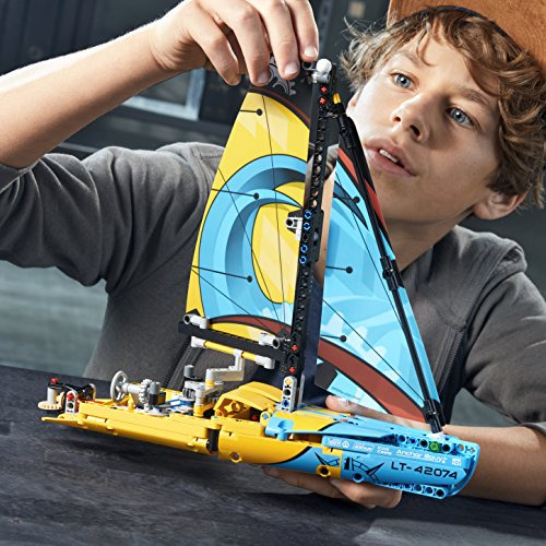 Kit De Construcción Lego Technic Racing Yacht 42074 (330 Pie