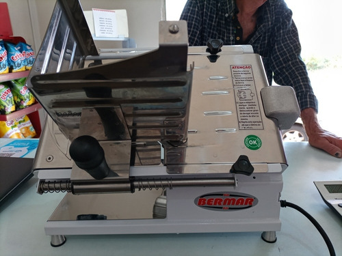 Imagem 5 de 5 de Máquina De Frios