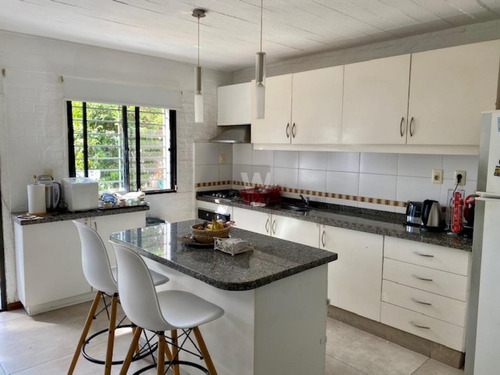 Venta Casa 3 Dormitorios Parque Miramar Fondo Verde Barbacoa