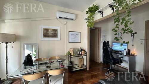 Venta De Departamento De 2 Ambientes Con Balcón En Balvanera