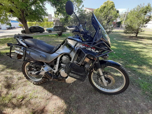Imagen 17 de 25 de Honda Transalp 600 99