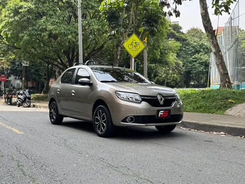 Renault Logan 1.6 Privilege / Intens